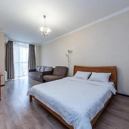 Flatrent Drahomanova 2A Apartment Kyiv Exterior photo