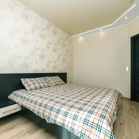 Flatrent Drahomanova 2A Apartment Kyiv Exterior photo