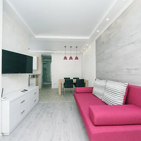 Flatrent Drahomanova 2A Apartment Kyiv Exterior photo