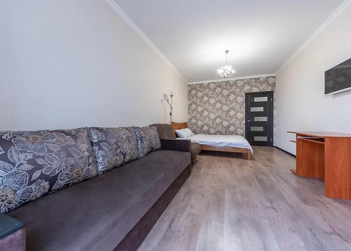Flatrent Drahomanova 2A